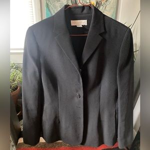 Petite Sophisticated tailored women’s navy blue blazer